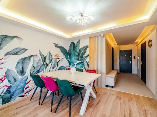 Rainforest Apartament Ghimbav ภายนอก รูปภาพ